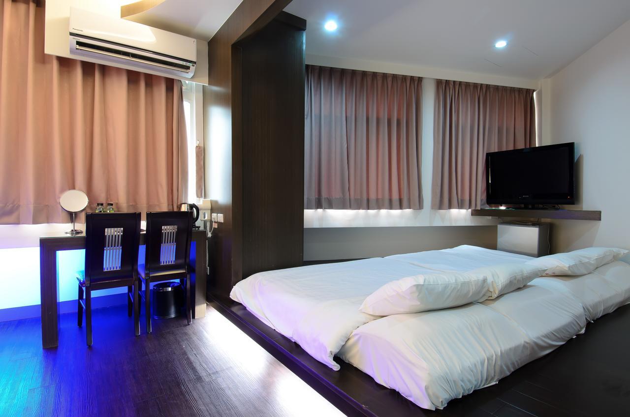 Yuh-Tarng Hotel Magong Exteriör bild